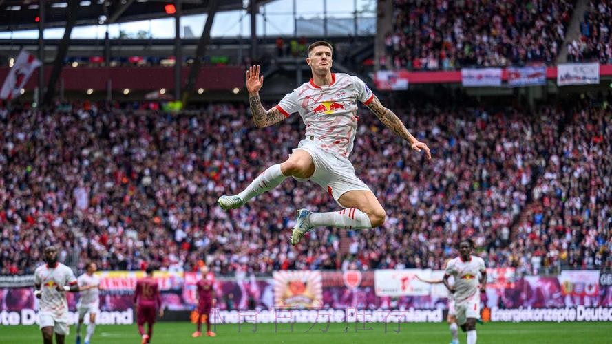 哈格里夫斯：谢什科进球精彩，但进攻重任不能压他一人身上